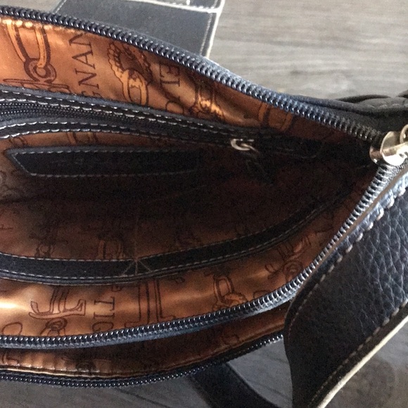 Tignanello crossbody bag - Picture 5 of 6